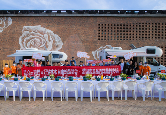 舒適房車生活，你怎么能不羨慕？
